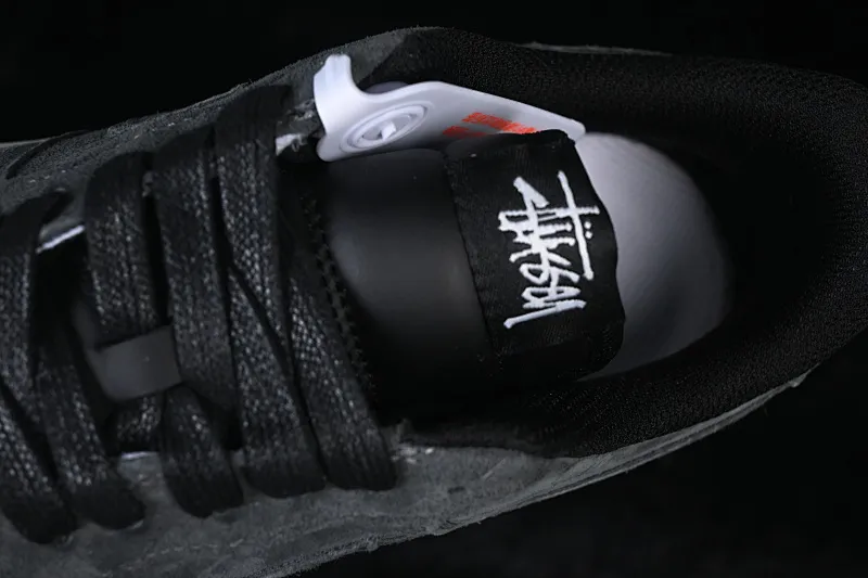 All categories Nk Air Force 1 Air Force series Nk Air Force 1 Low Air Force low-top Nike Air Force 1'07 Low Stussy co-branded charcoal gray elegant white Air Force 1 low-top casual sneakers DV5477-401
